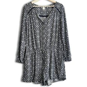 GAP Long Sleeve Shorts Romper Blue Floral Pattern Blue & White Sz L